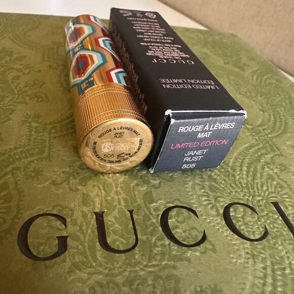 Gucci Rouge à Lèvres Mat Limited
Edition - Janet Rust 505 - Picture 3 of 17